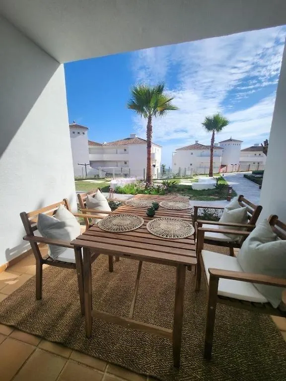 Charming 3 Bedrooms With A Sea View 马尼尔瓦